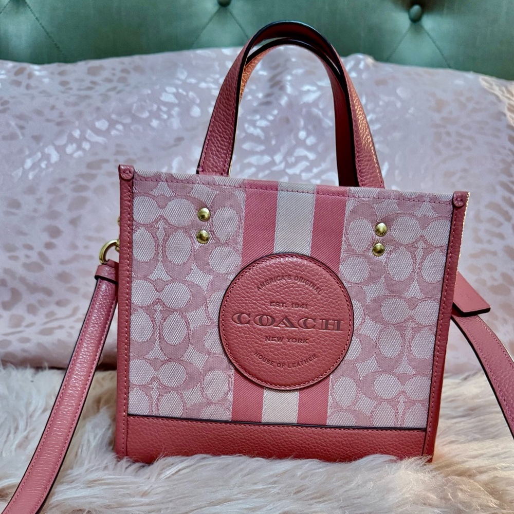 Coach Dempsey 22 Pink Tote Bag